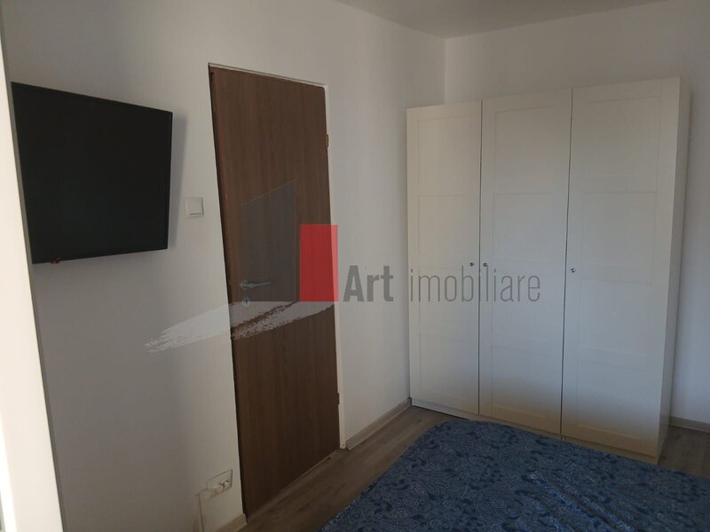 Titan inchiriere 2 camere