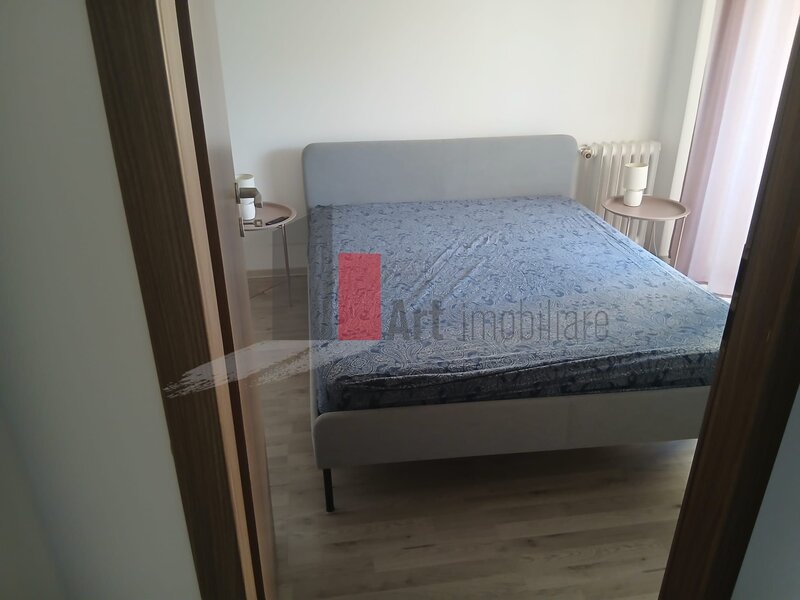 Titan inchiriere 2 camere